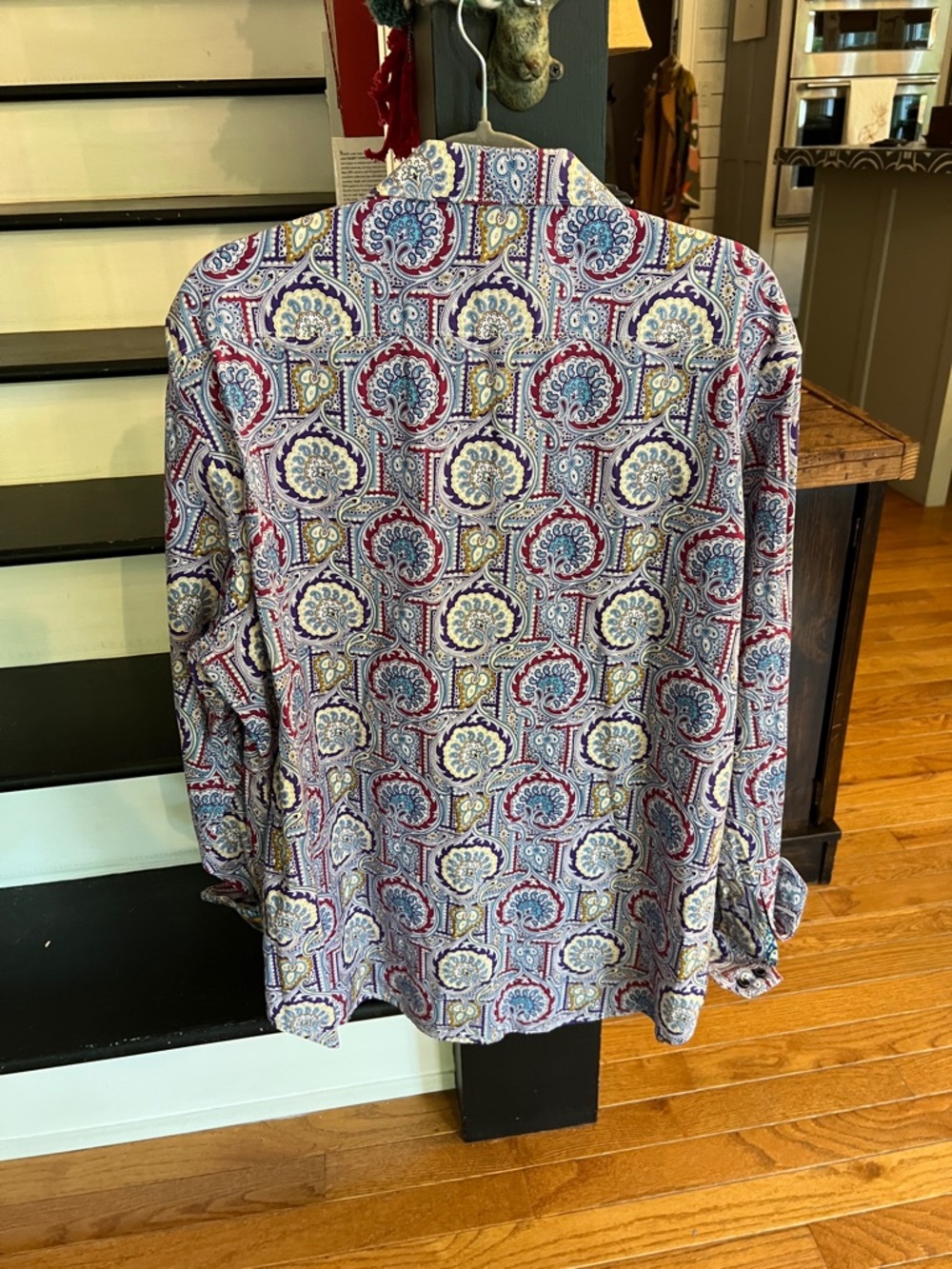 Robert Graham Multicolor Paisley Button-Down Shirt with Blue and Red Accents - Picture 8 of 8